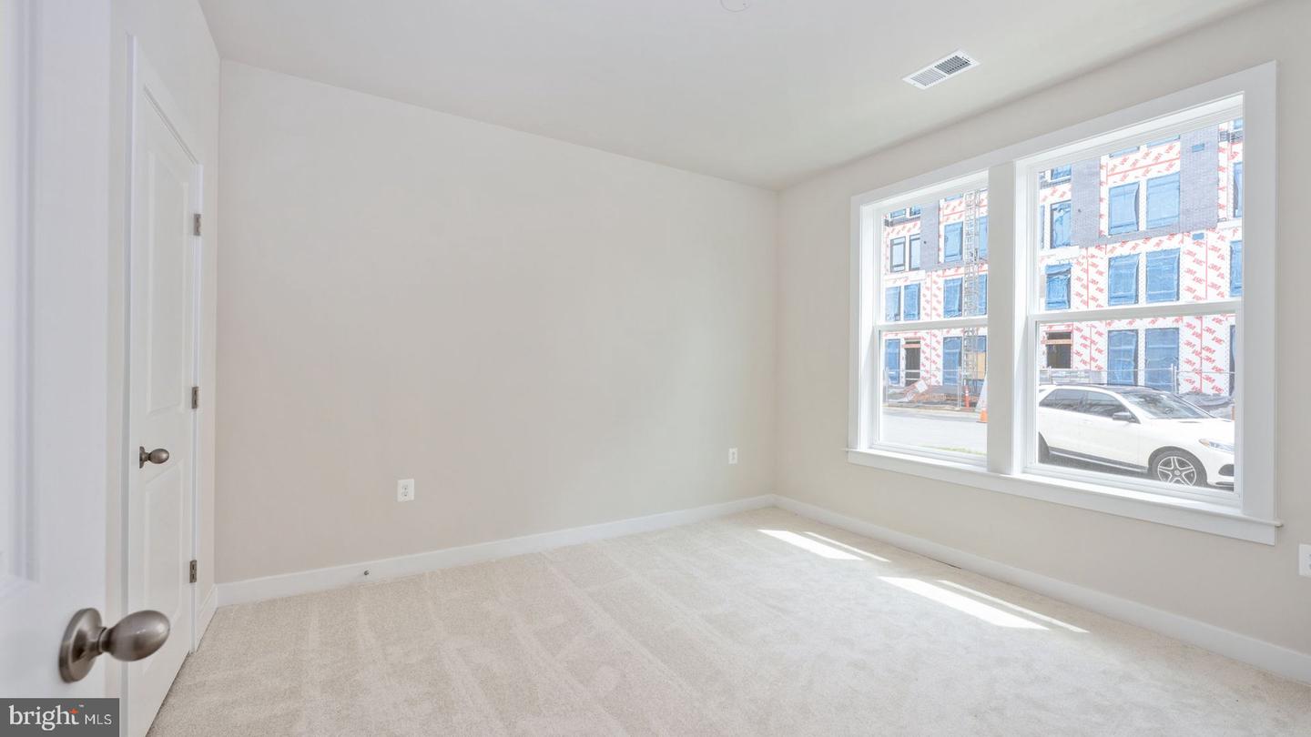 10584 NORTHFAX ST, FAIRFAX, Virginia 22030, 5 Bedrooms Bedrooms, ,4 BathroomsBathrooms,Residential,For sale,10584 NORTHFAX ST,VAFC2006372 MLS # VAFC2006372