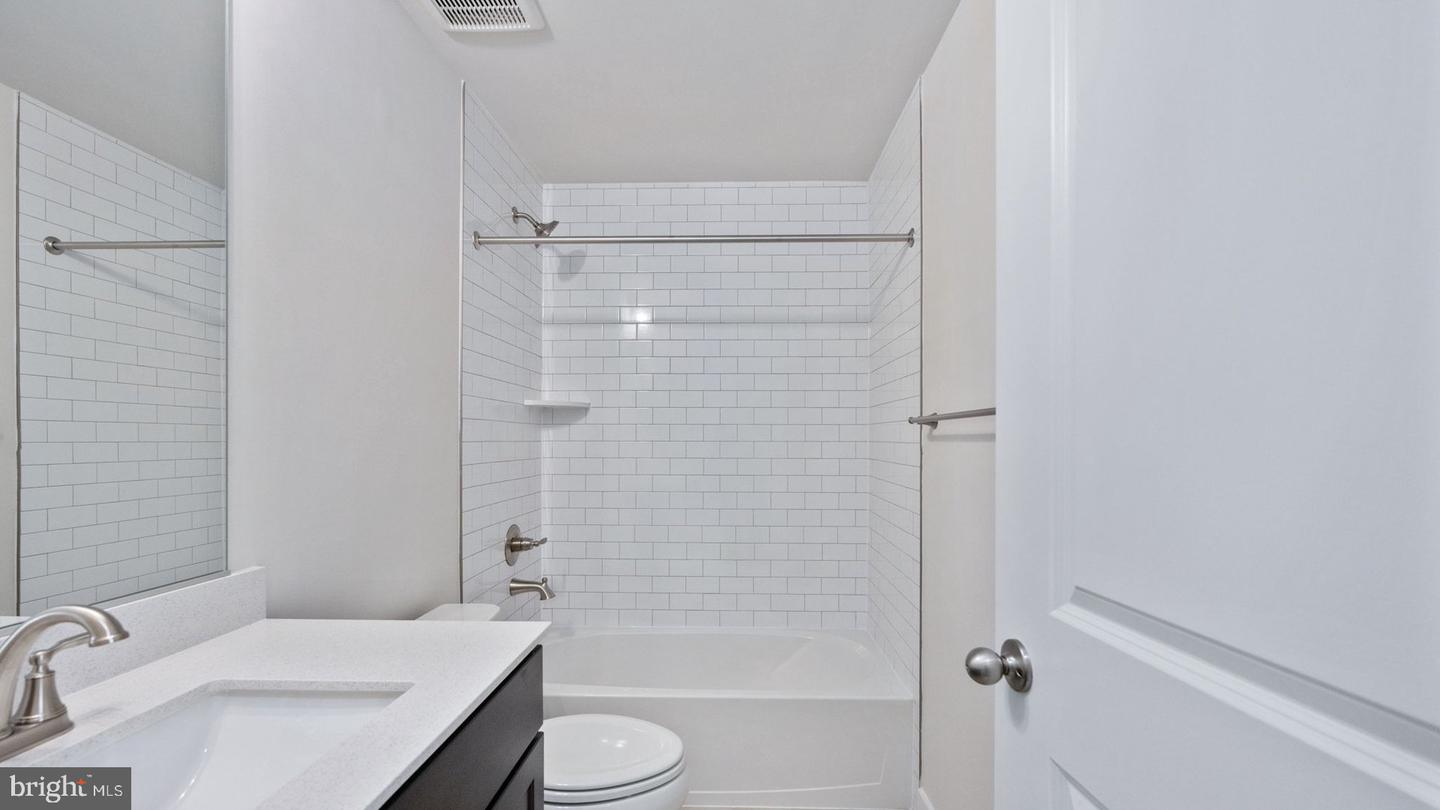 10584 NORTHFAX ST, FAIRFAX, Virginia 22030, 5 Bedrooms Bedrooms, ,4 BathroomsBathrooms,Residential,For sale,10584 NORTHFAX ST,VAFC2006372 MLS # VAFC2006372