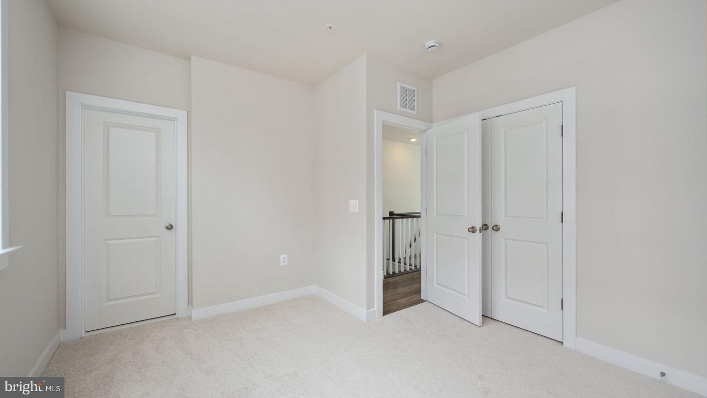 10584 NORTHFAX ST, FAIRFAX, Virginia 22030, 5 Bedrooms Bedrooms, ,4 BathroomsBathrooms,Residential,For sale,10584 NORTHFAX ST,VAFC2006372 MLS # VAFC2006372