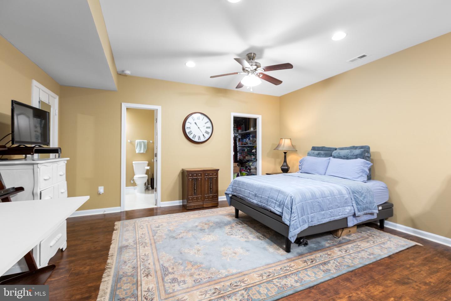 6020 E GREENBRIER RIVER RD E, FREDERICKSBURG, Virginia 22407, 4 Bedrooms Bedrooms, ,3 BathroomsBathrooms,Residential,For sale,6020 E GREENBRIER RIVER RD E,VASP2033452 MLS # VASP2033452
