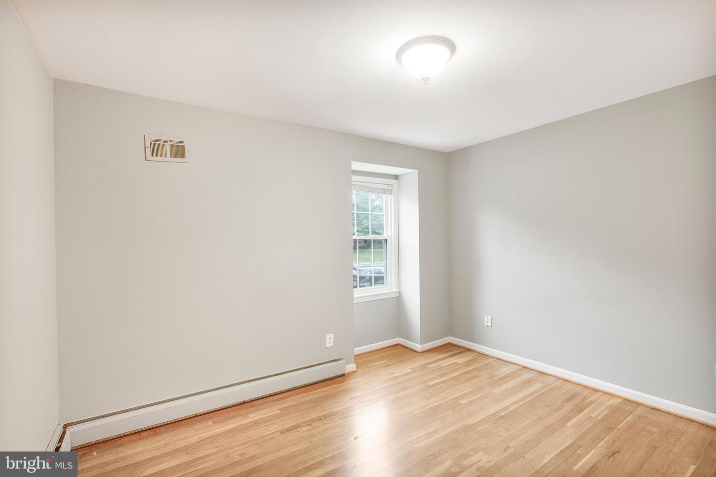 8007 LEWINSVILLE RD, MCLEAN, Virginia 22102, 4 Bedrooms Bedrooms, ,3 BathroomsBathrooms,Residential,For sale,8007 LEWINSVILLE RD,VAFX2243408 MLS # VAFX2243408