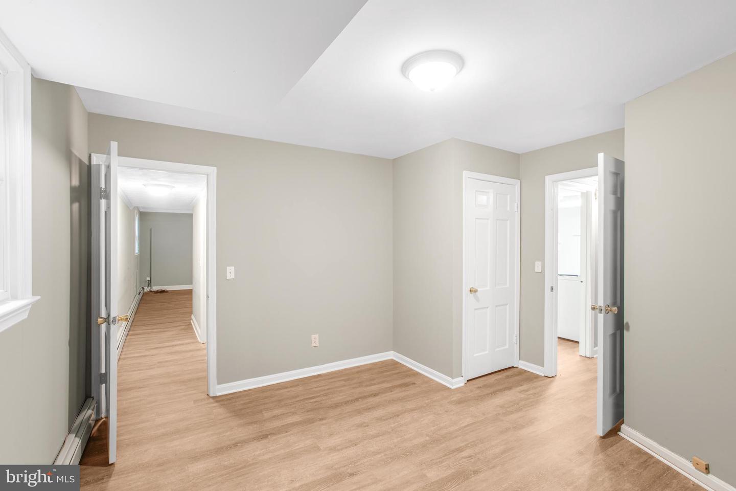 8007 LEWINSVILLE RD, MCLEAN, Virginia 22102, 4 Bedrooms Bedrooms, ,3 BathroomsBathrooms,Residential,For sale,8007 LEWINSVILLE RD,VAFX2243408 MLS # VAFX2243408