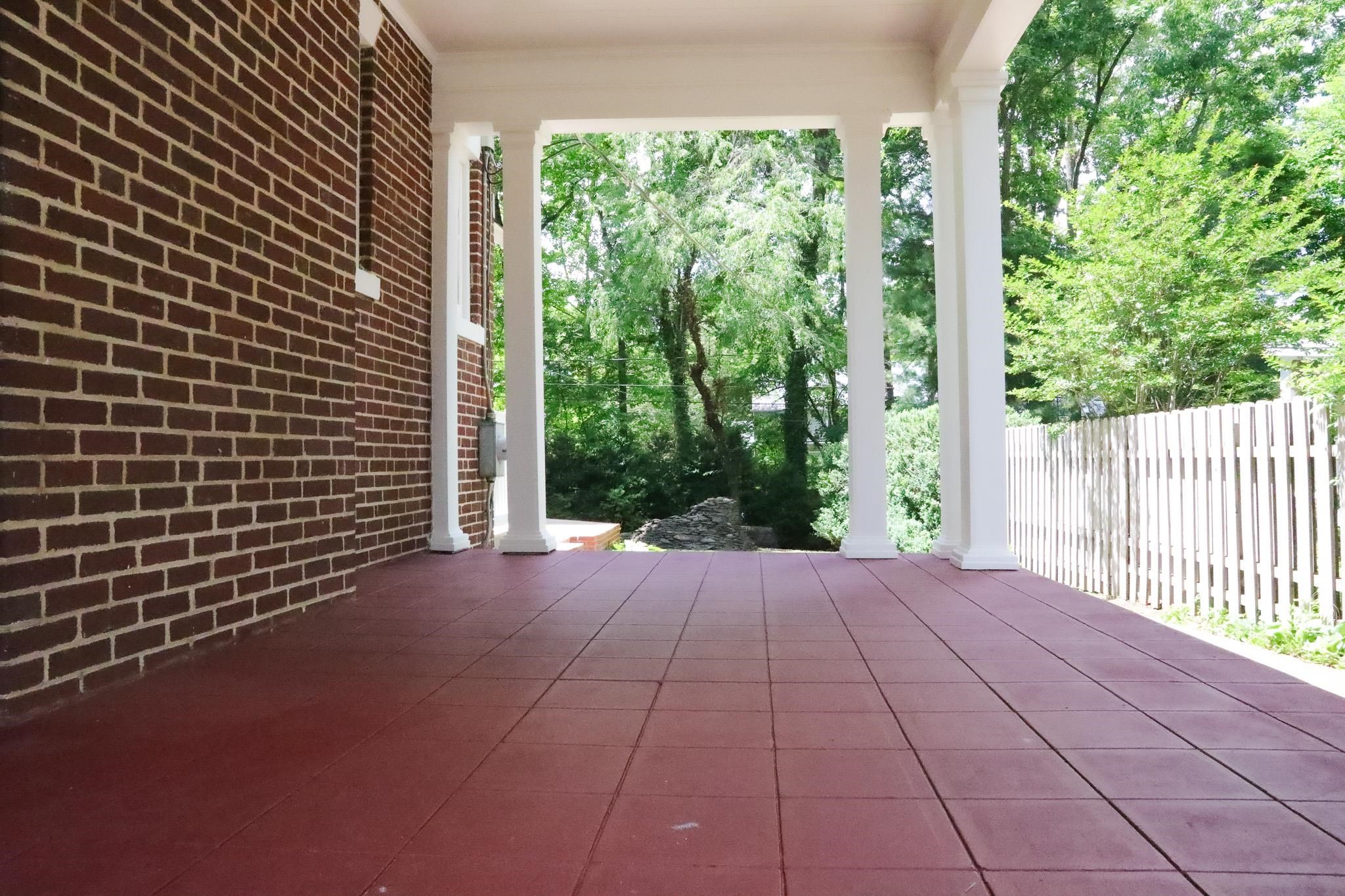 645 CHERRY AVE, WAYNESBORO, Virginia 22980, 3 Bedrooms Bedrooms, ,2 BathroomsBathrooms,Residential,645 CHERRY AVE,665001 MLS # 665001