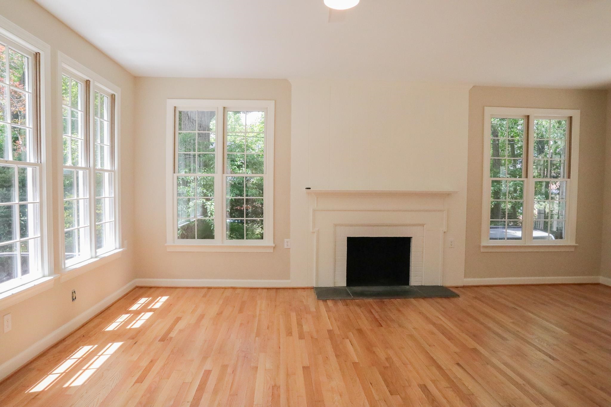 645 CHERRY AVE, WAYNESBORO, Virginia 22980, 3 Bedrooms Bedrooms, ,2 BathroomsBathrooms,Residential,645 CHERRY AVE,665001 MLS # 665001