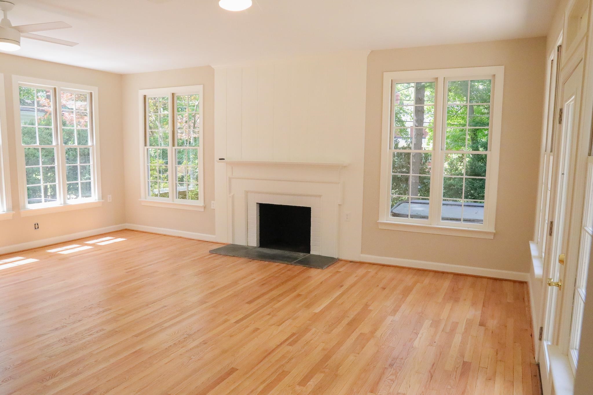645 CHERRY AVE, WAYNESBORO, Virginia 22980, 3 Bedrooms Bedrooms, ,2 BathroomsBathrooms,Residential,645 CHERRY AVE,665001 MLS # 665001