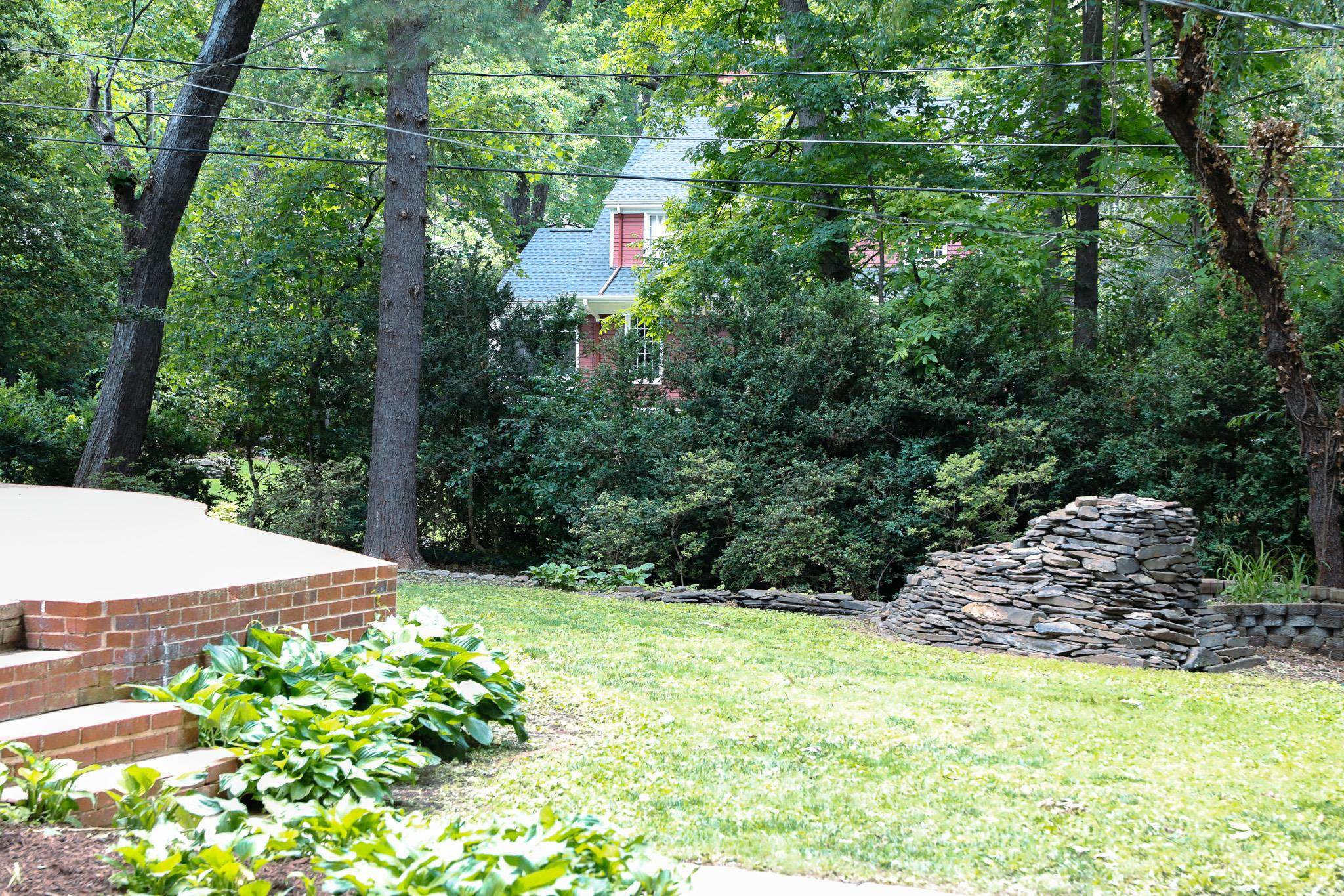 645 CHERRY AVE, WAYNESBORO, Virginia 22980, 3 Bedrooms Bedrooms, ,2 BathroomsBathrooms,Residential,645 CHERRY AVE,665001 MLS # 665001