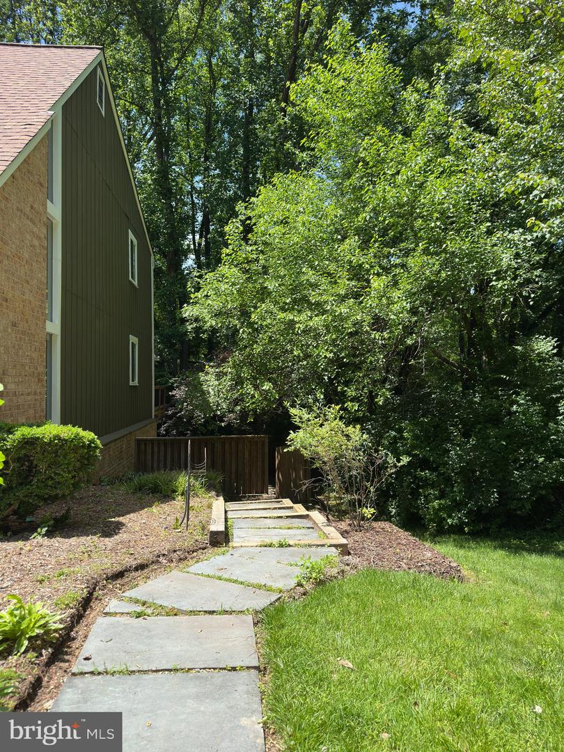 11152 FOREST EDGE DR, RESTON, Virginia 20190, 3 Bedrooms Bedrooms, ,2 BathroomsBathrooms,Residential,For sale,11152 FOREST EDGE DR,VAFX2215544 MLS # VAFX2215544