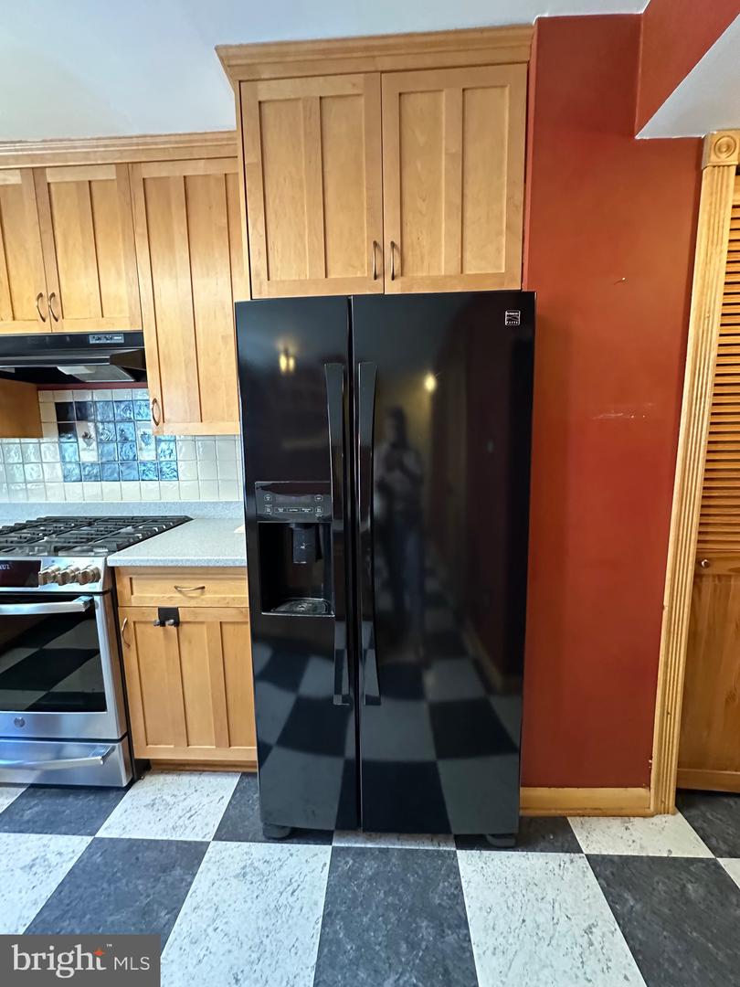 11152 FOREST EDGE DR, RESTON, Virginia 20190, 3 Bedrooms Bedrooms, ,2 BathroomsBathrooms,Residential,For sale,11152 FOREST EDGE DR,VAFX2215544 MLS # VAFX2215544
