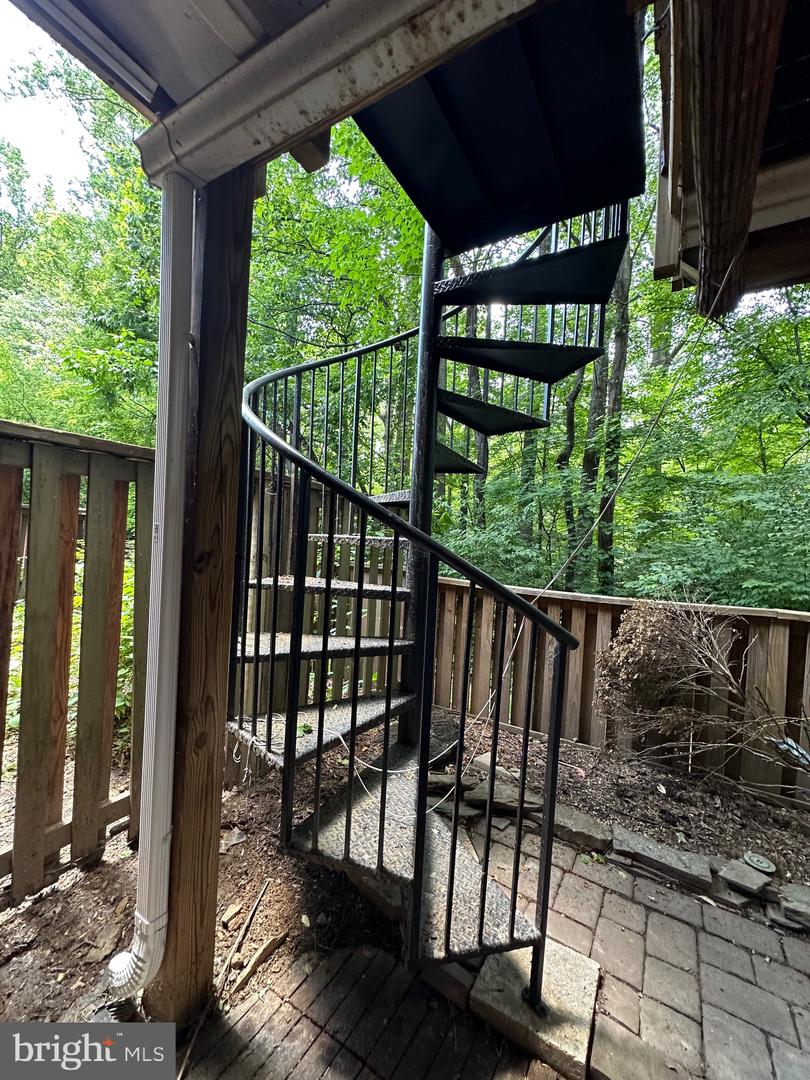 11152 FOREST EDGE DR, RESTON, Virginia 20190, 3 Bedrooms Bedrooms, ,2 BathroomsBathrooms,Residential,For sale,11152 FOREST EDGE DR,VAFX2215544 MLS # VAFX2215544