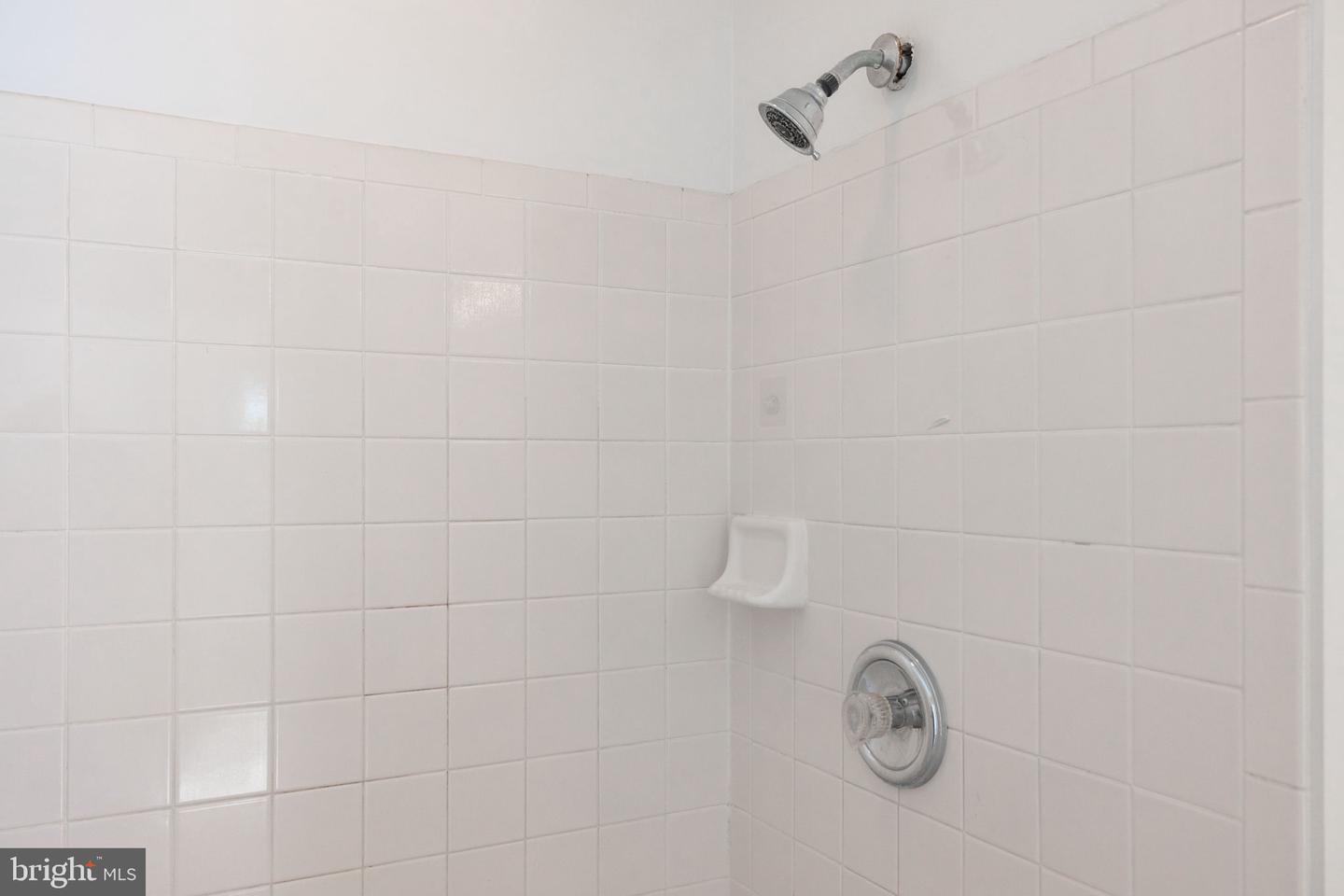 21055 CORNERPOST SQ, ASHBURN, Virginia 20147, 3 Bedrooms Bedrooms, ,2 BathroomsBathrooms,Residential,For sale,21055 CORNERPOST SQ,VALO2097826 MLS # VALO2097826
