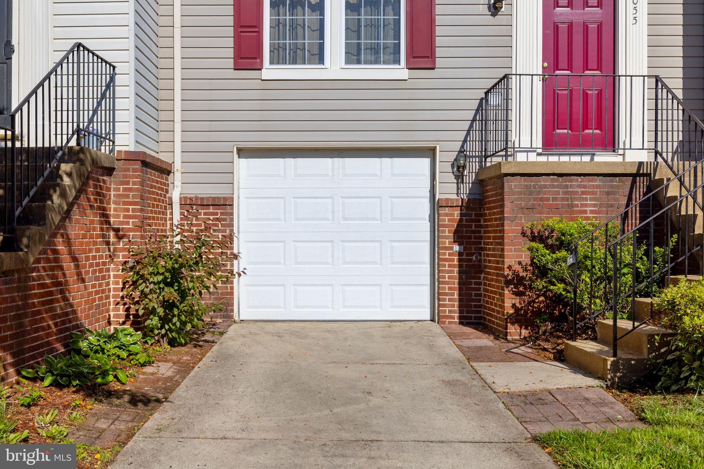 21055 CORNERPOST SQ, ASHBURN, Virginia 20147, 3 Bedrooms Bedrooms, ,2 BathroomsBathrooms,Residential,For sale,21055 CORNERPOST SQ,VALO2097826 MLS # VALO2097826