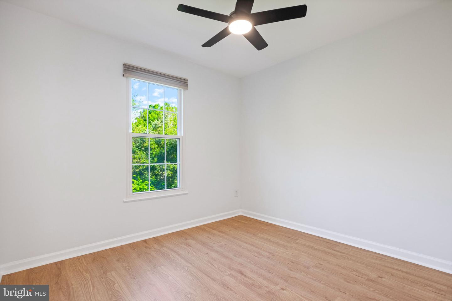 21055 CORNERPOST SQ, ASHBURN, Virginia 20147, 3 Bedrooms Bedrooms, ,2 BathroomsBathrooms,Residential,For sale,21055 CORNERPOST SQ,VALO2097826 MLS # VALO2097826