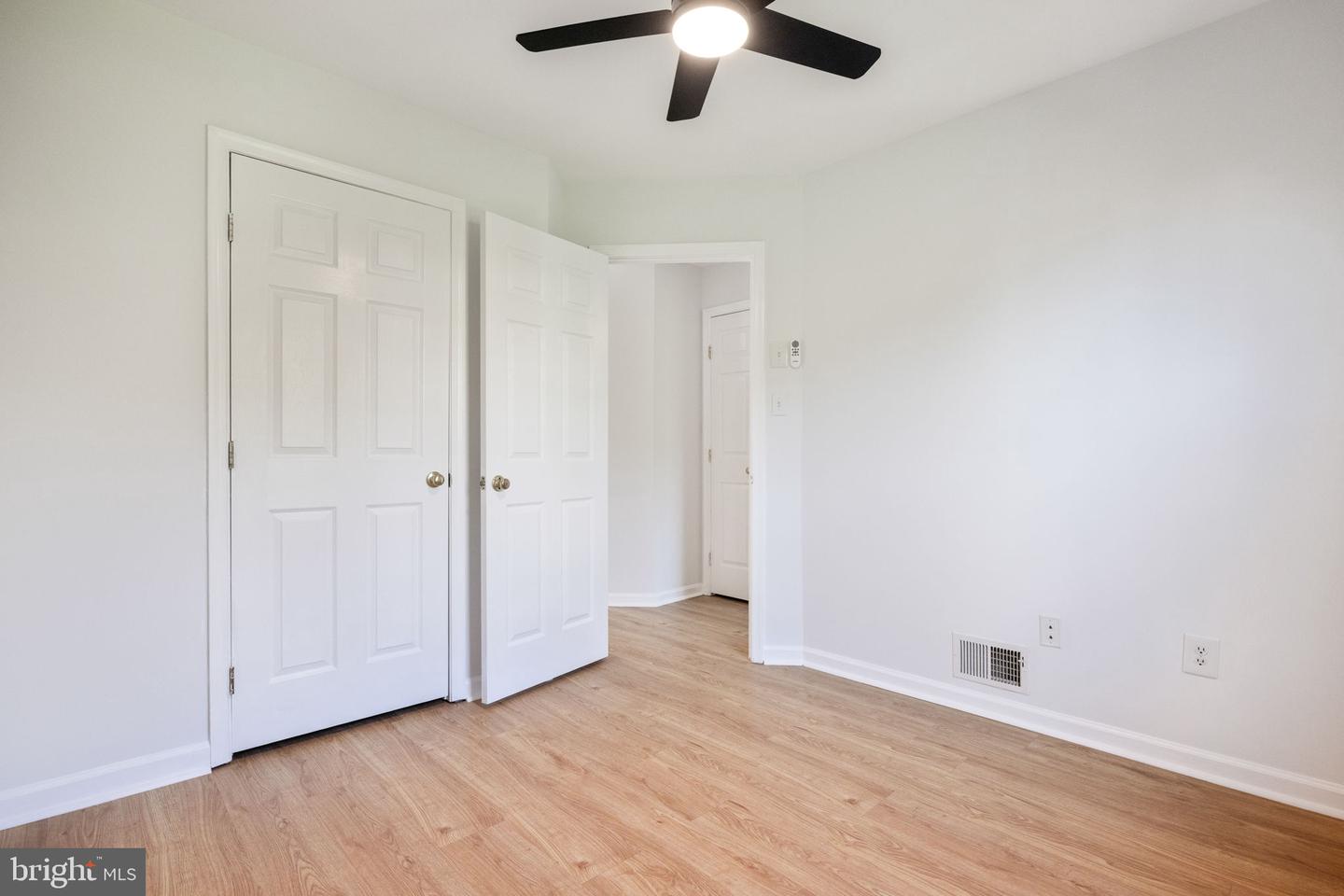 21055 CORNERPOST SQ, ASHBURN, Virginia 20147, 3 Bedrooms Bedrooms, ,2 BathroomsBathrooms,Residential,For sale,21055 CORNERPOST SQ,VALO2097826 MLS # VALO2097826