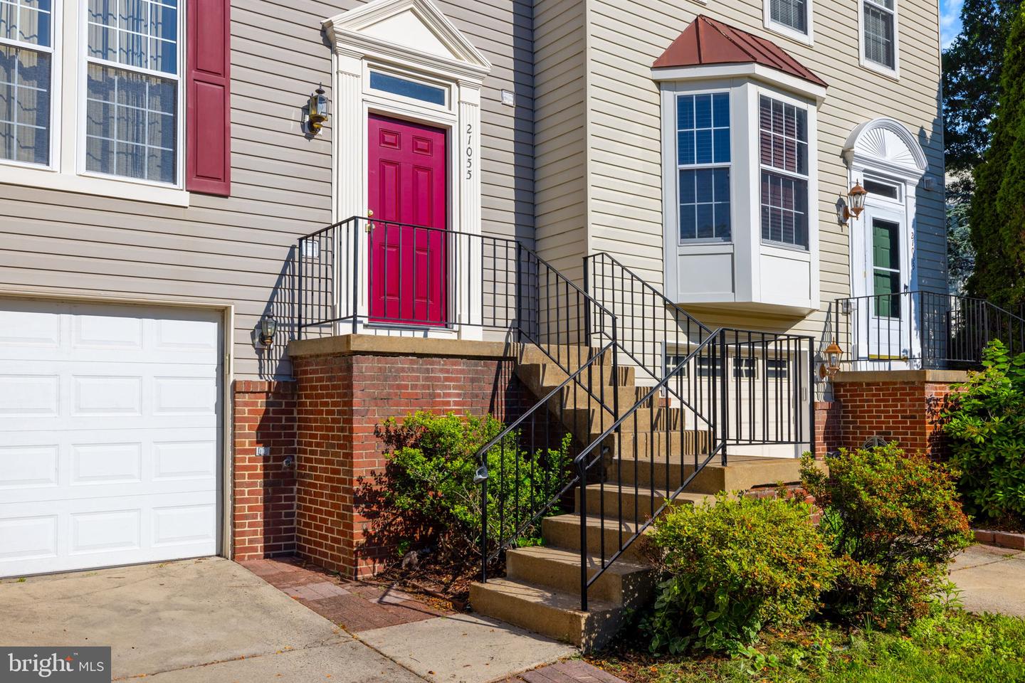 21055 CORNERPOST SQ, ASHBURN, Virginia 20147, 3 Bedrooms Bedrooms, ,2 BathroomsBathrooms,Residential,For sale,21055 CORNERPOST SQ,VALO2097826 MLS # VALO2097826