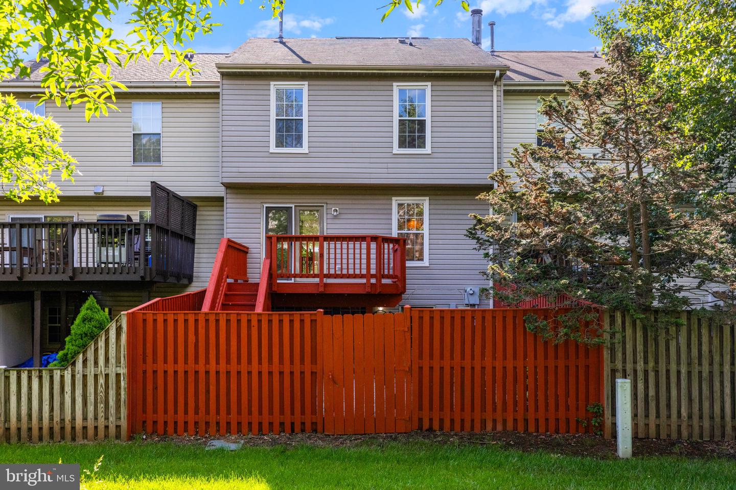 21055 CORNERPOST SQ, ASHBURN, Virginia 20147, 3 Bedrooms Bedrooms, ,2 BathroomsBathrooms,Residential,For sale,21055 CORNERPOST SQ,VALO2097826 MLS # VALO2097826