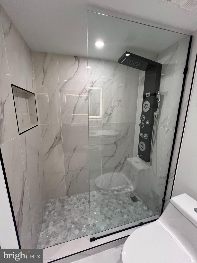 307 YOAKUM PKWY #1801, ALEXANDRIA, Virginia 22304, 1 Bedroom Bedrooms, 4 Rooms Rooms,1 BathroomBathrooms,Residential,For sale,307 YOAKUM PKWY #1801,VAAX2045748 MLS # VAAX2045748