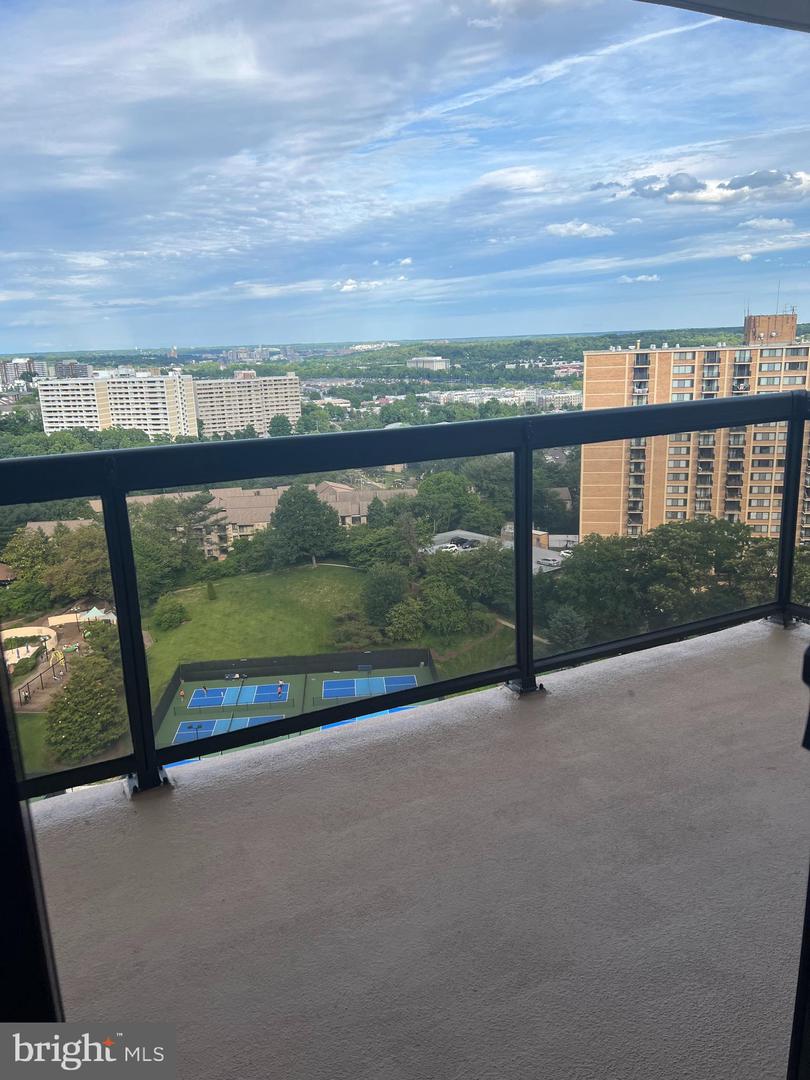 307 YOAKUM PKWY #1801, ALEXANDRIA, Virginia 22304, 1 Bedroom Bedrooms, 4 Rooms Rooms,1 BathroomBathrooms,Residential,For sale,307 YOAKUM PKWY #1801,VAAX2045748 MLS # VAAX2045748