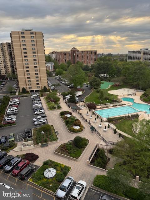 307 YOAKUM PKWY #1801, ALEXANDRIA, Virginia 22304, 1 Bedroom Bedrooms, 4 Rooms Rooms,1 BathroomBathrooms,Residential,For sale,307 YOAKUM PKWY #1801,VAAX2045748 MLS # VAAX2045748