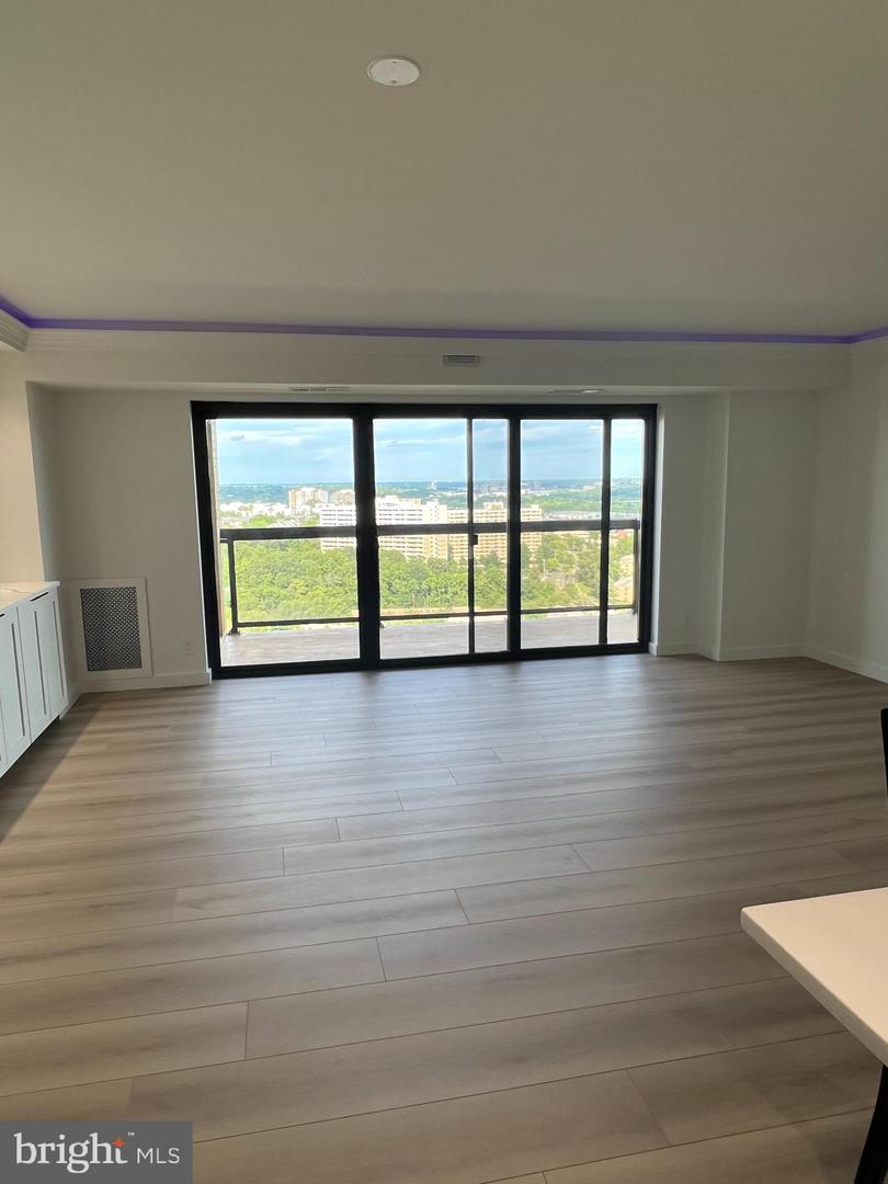 307 YOAKUM PKWY #1801, ALEXANDRIA, Virginia 22304, 1 Bedroom Bedrooms, 4 Rooms Rooms,1 BathroomBathrooms,Residential,For sale,307 YOAKUM PKWY #1801,VAAX2045748 MLS # VAAX2045748