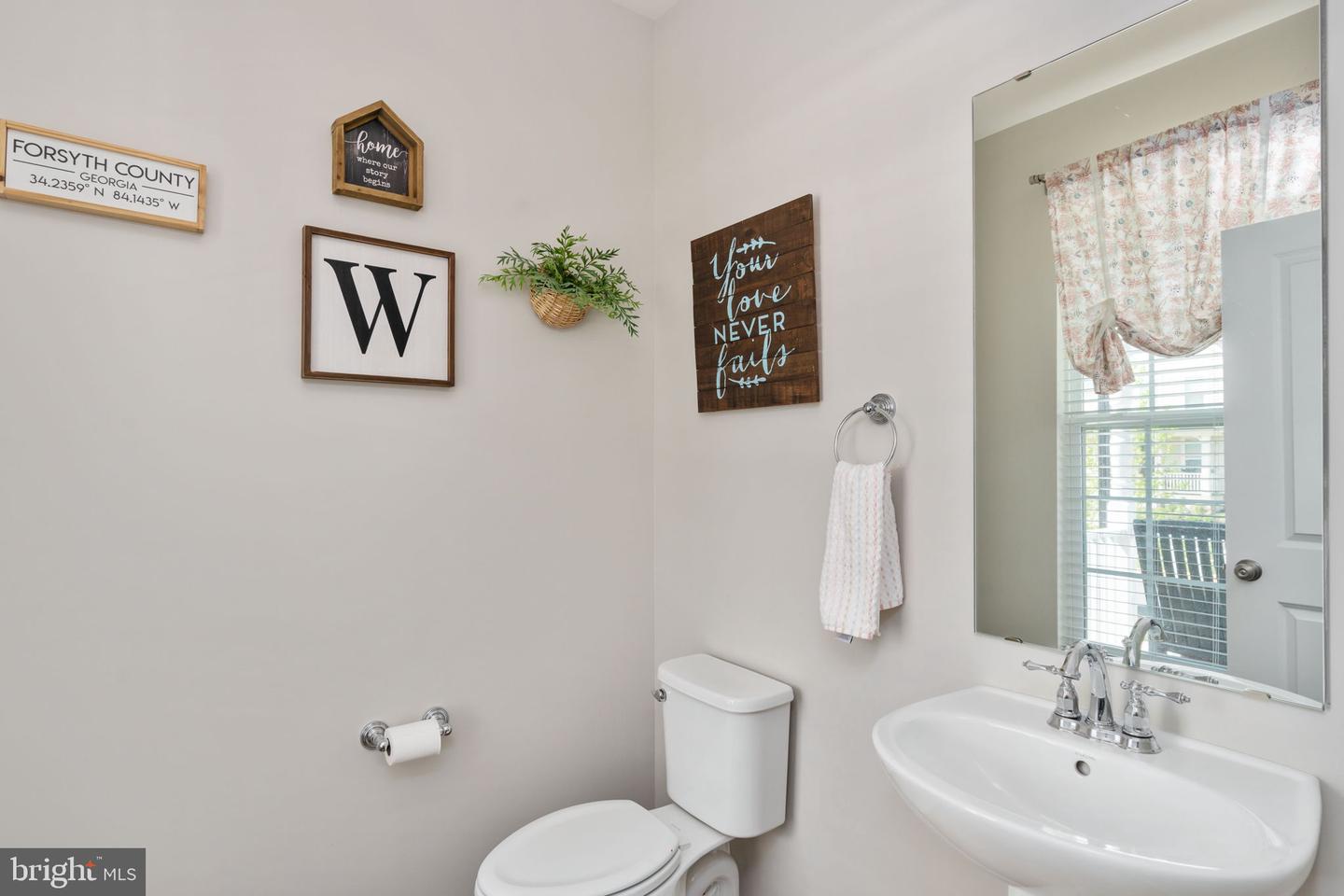 1050 BASSWOOD DR, STAFFORD, Virginia 22554, 4 Bedrooms Bedrooms, ,3 BathroomsBathrooms,Residential,For sale,1050 BASSWOOD DR,VAST2037922 MLS # VAST2037922
