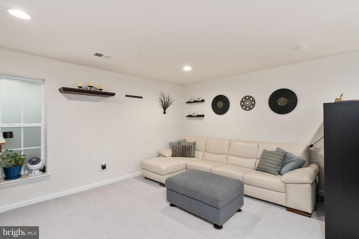 1050 BASSWOOD DR, STAFFORD, Virginia 22554, 4 Bedrooms Bedrooms, ,3 BathroomsBathrooms,Residential,For sale,1050 BASSWOOD DR,VAST2037922 MLS # VAST2037922