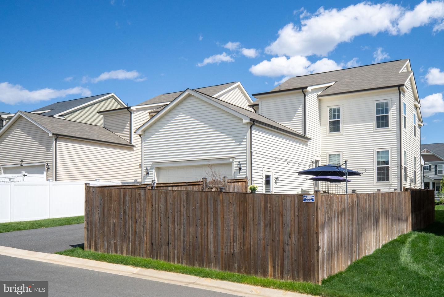 1050 BASSWOOD DR, STAFFORD, Virginia 22554, 4 Bedrooms Bedrooms, ,3 BathroomsBathrooms,Residential,For sale,1050 BASSWOOD DR,VAST2037922 MLS # VAST2037922