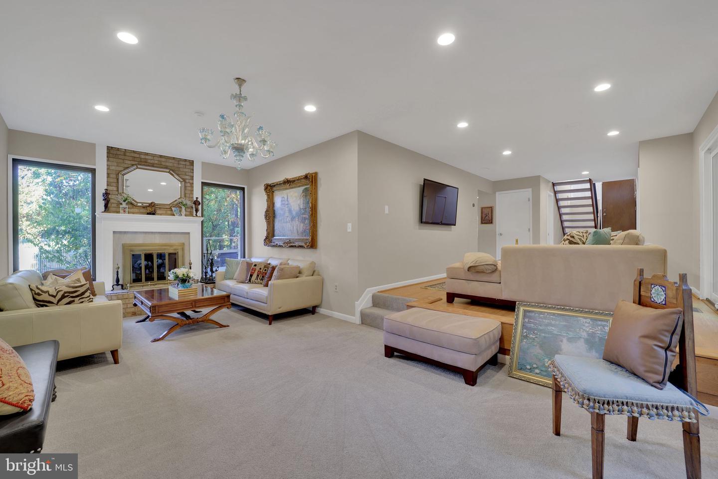 12106 QUORN LN, RESTON, Virginia 20191, 4 Bedrooms Bedrooms, ,2 BathroomsBathrooms,Residential,For sale,12106 QUORN LN,VAFX2240458 MLS # VAFX2240458