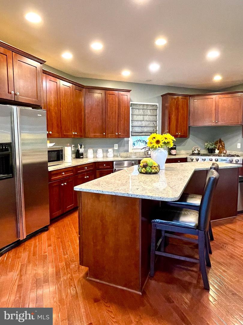 22995 LOIS LN, BRAMBLETON, Virginia 20148, 5 Bedrooms Bedrooms, ,4 BathroomsBathrooms,Residential,For sale,22995 LOIS LN,VALO2096274 MLS # VALO2096274