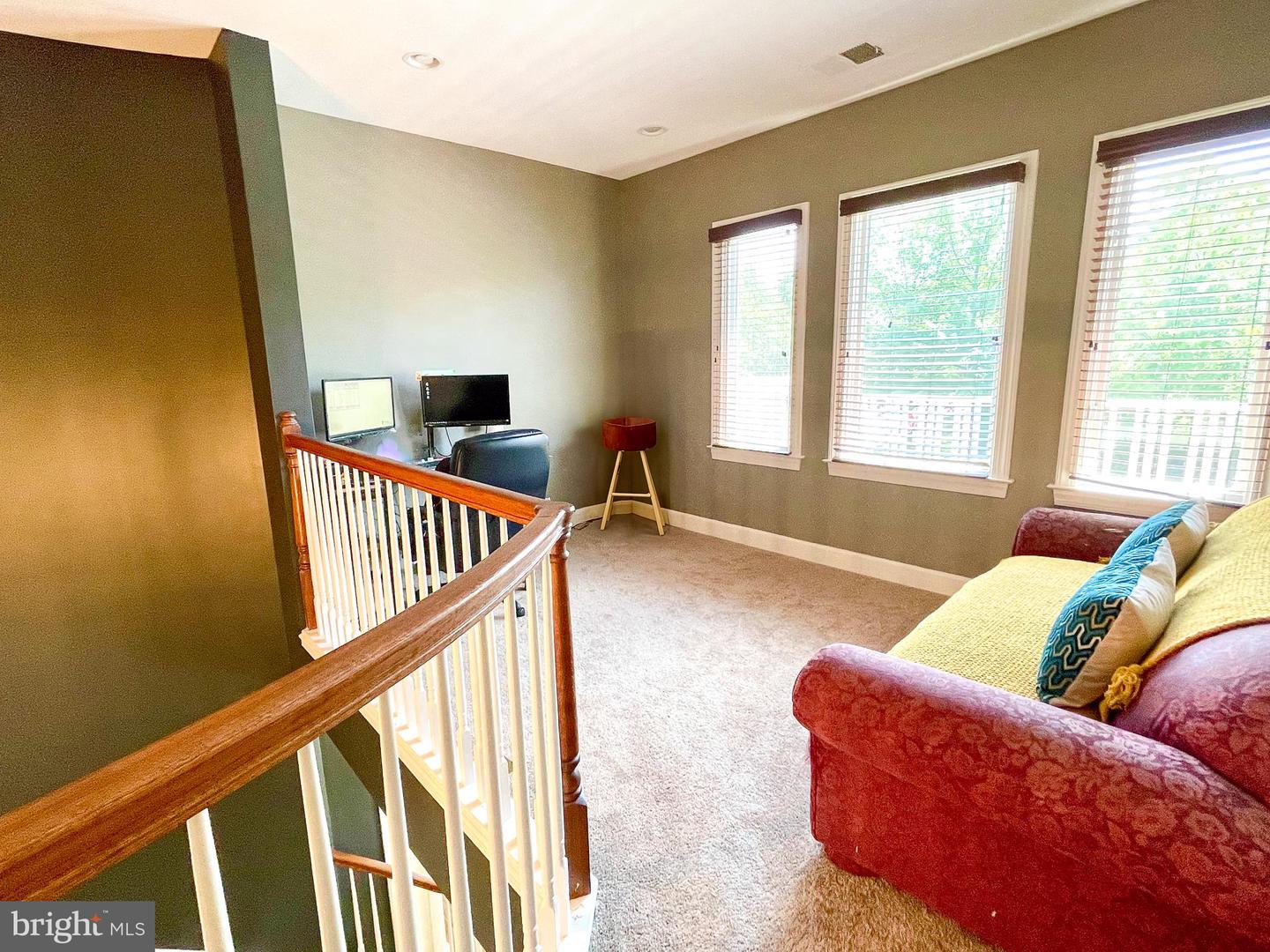 22995 LOIS LN, BRAMBLETON, Virginia 20148, 5 Bedrooms Bedrooms, ,4 BathroomsBathrooms,Residential,For sale,22995 LOIS LN,VALO2096274 MLS # VALO2096274