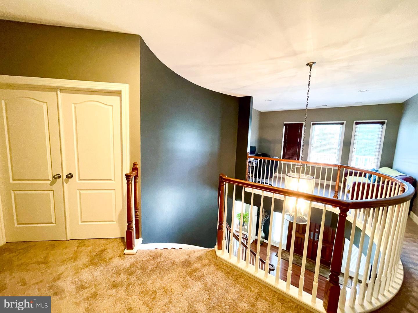 22995 LOIS LN, BRAMBLETON, Virginia 20148, 5 Bedrooms Bedrooms, ,4 BathroomsBathrooms,Residential,For sale,22995 LOIS LN,VALO2096274 MLS # VALO2096274