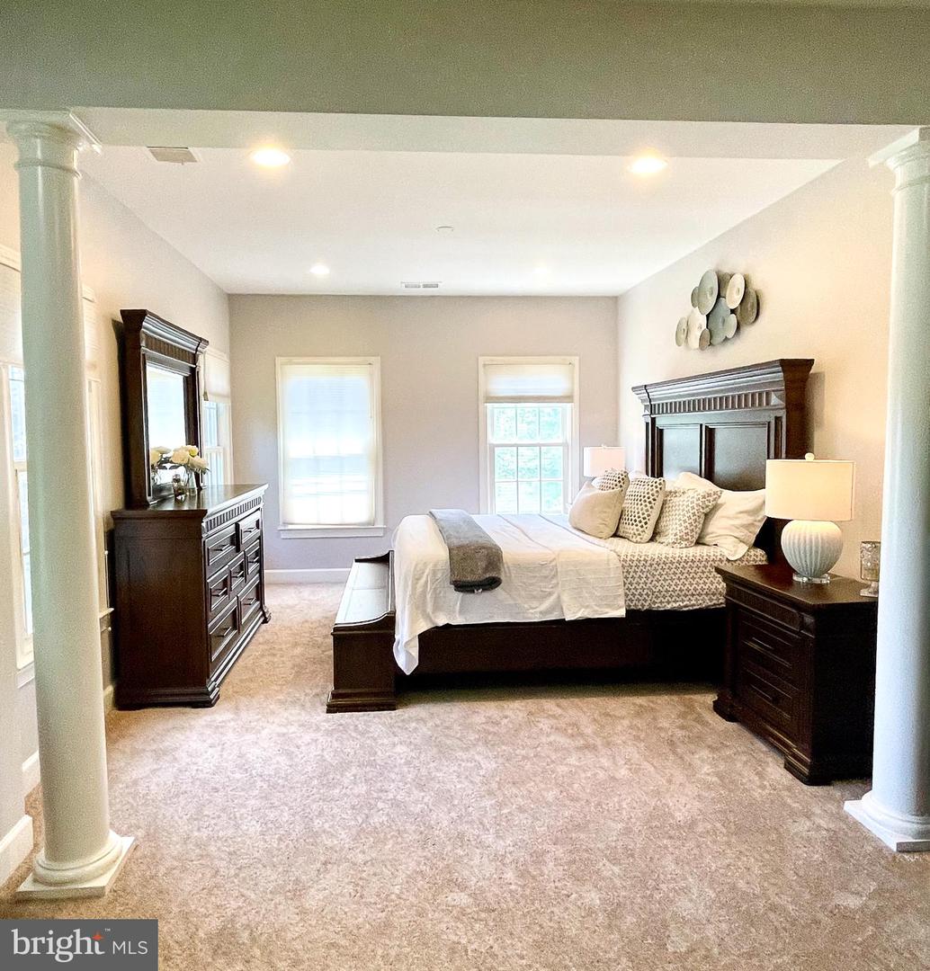 22995 LOIS LN, BRAMBLETON, Virginia 20148, 5 Bedrooms Bedrooms, ,4 BathroomsBathrooms,Residential,For sale,22995 LOIS LN,VALO2096274 MLS # VALO2096274