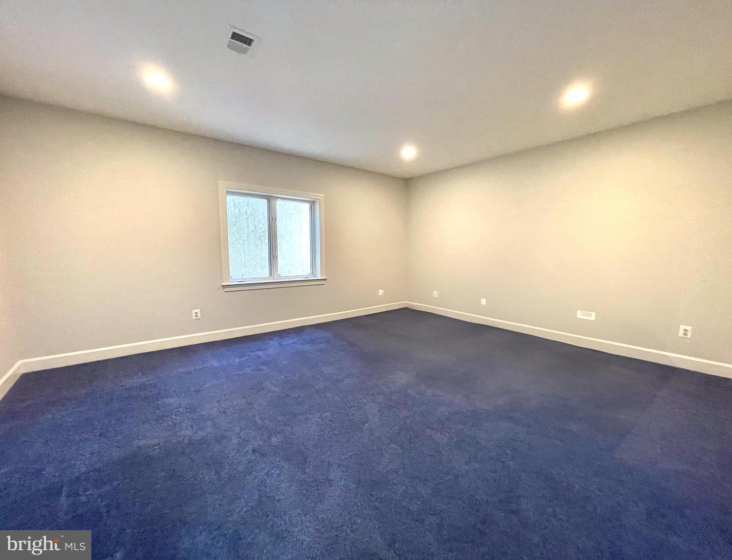22995 LOIS LN, BRAMBLETON, Virginia 20148, 5 Bedrooms Bedrooms, ,4 BathroomsBathrooms,Residential,For sale,22995 LOIS LN,VALO2096274 MLS # VALO2096274