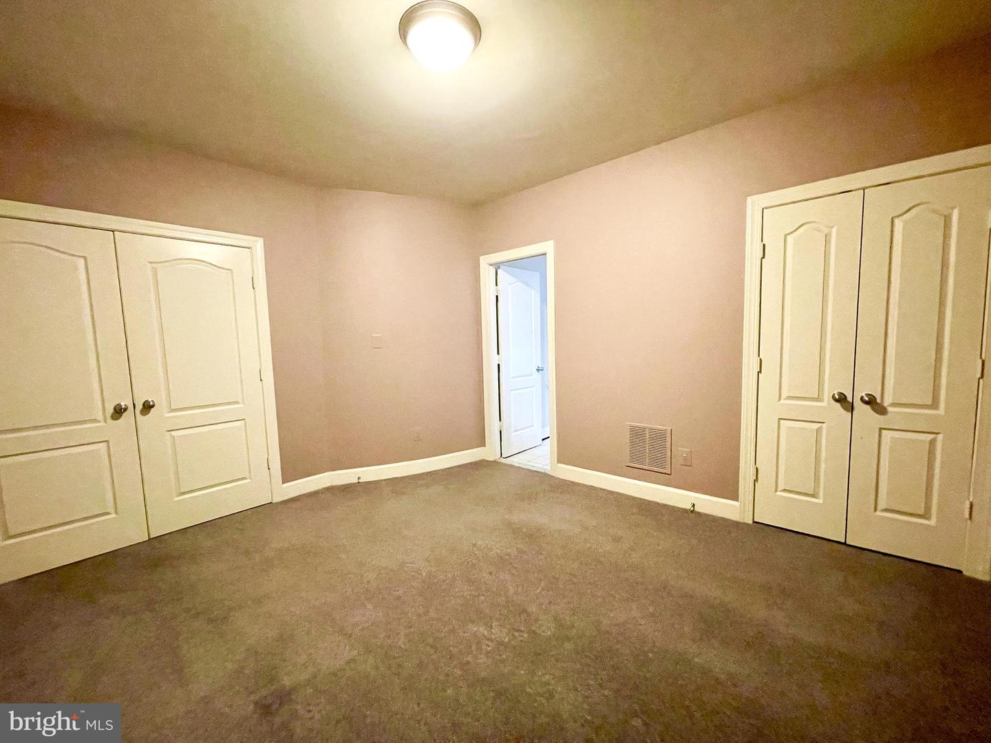 22995 LOIS LN, BRAMBLETON, Virginia 20148, 5 Bedrooms Bedrooms, ,4 BathroomsBathrooms,Residential,For sale,22995 LOIS LN,VALO2096274 MLS # VALO2096274