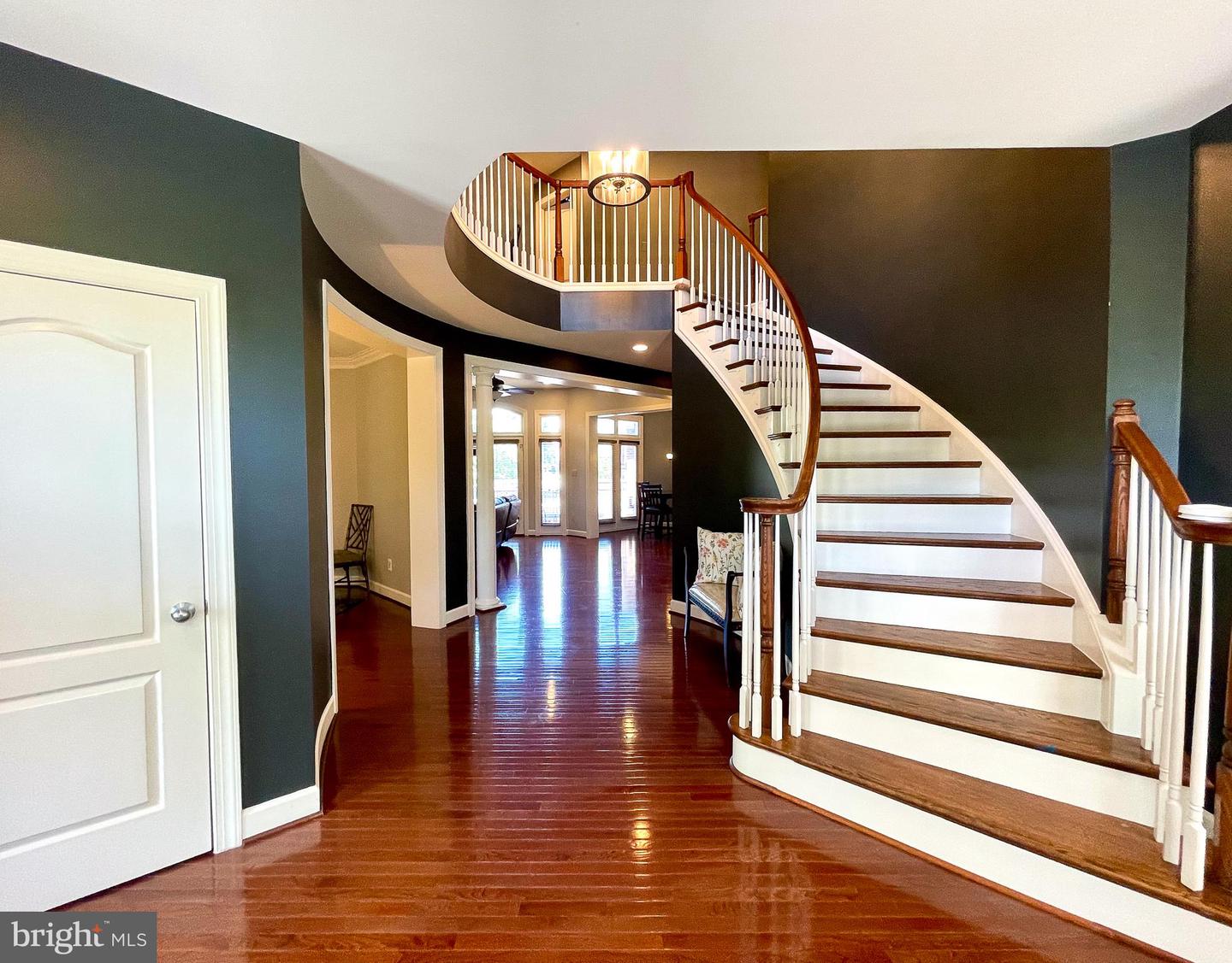 22995 LOIS LN, BRAMBLETON, Virginia 20148, 5 Bedrooms Bedrooms, ,4 BathroomsBathrooms,Residential,For sale,22995 LOIS LN,VALO2096274 MLS # VALO2096274