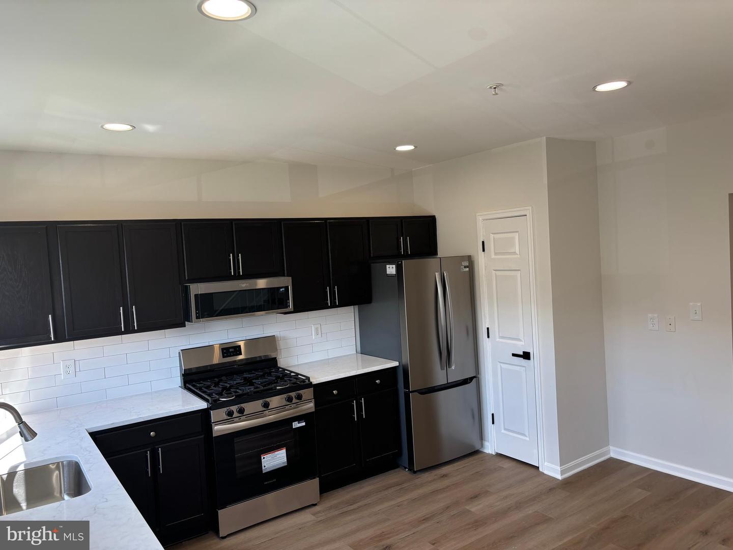1853 TOBIAS DRIVE SE TOBIAS DR SE, WASHINGTON, District Of Columbia 20020, 3 Bedrooms Bedrooms, ,2 BathroomsBathrooms,Residential,For sale,1853 TOBIAS DRIVE SE TOBIAS DR SE,DCDC2201434 MLS # DCDC2201434