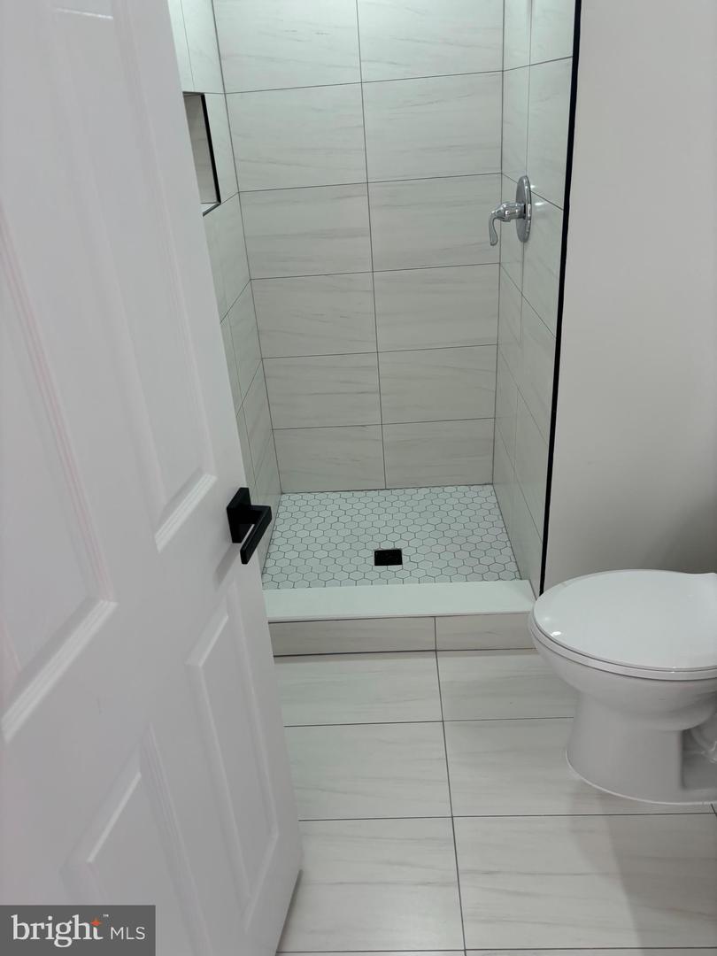 1853 TOBIAS DRIVE SE TOBIAS DR SE, WASHINGTON, District Of Columbia 20020, 3 Bedrooms Bedrooms, ,2 BathroomsBathrooms,Residential,For sale,1853 TOBIAS DRIVE SE TOBIAS DR SE,DCDC2201434 MLS # DCDC2201434