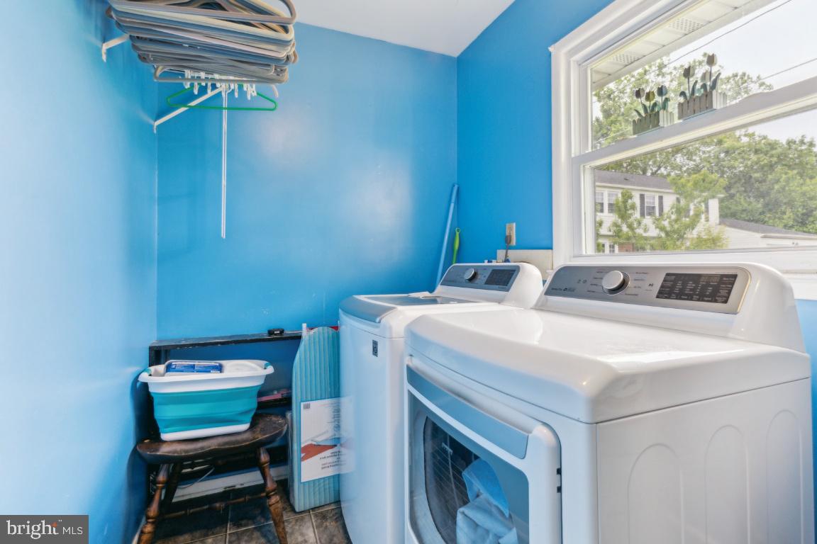 4105 MAJESTIC LN, FAIRFAX, Virginia 22033, 3 Bedrooms Bedrooms, ,2 BathroomsBathrooms,Residential,For sale,4105 MAJESTIC LN,VAFX2242362 MLS # VAFX2242362