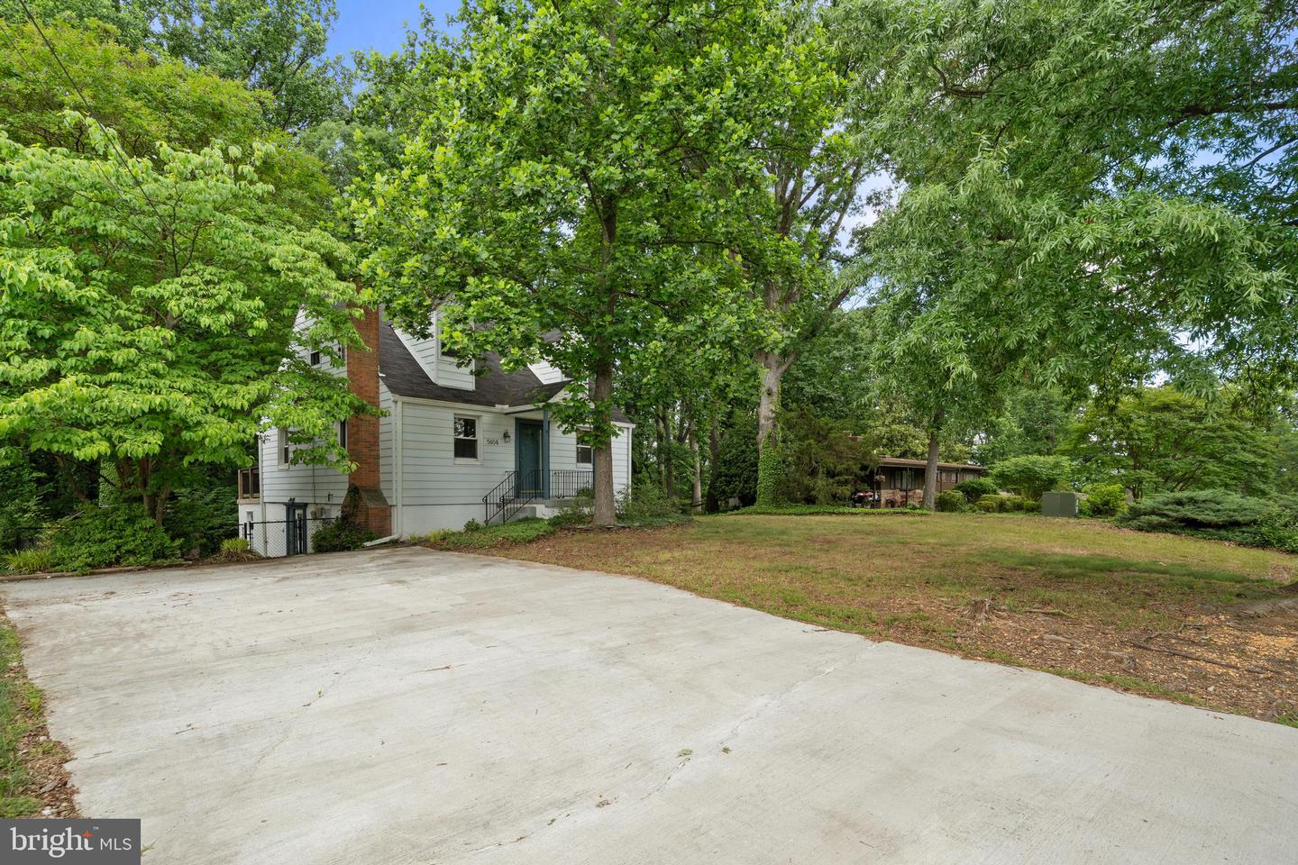 5604 EDGEMONT DR, ALEXANDRIA, Virginia 22310, 3 Bedrooms Bedrooms, ,2 BathroomsBathrooms,Residential,For sale,5604 EDGEMONT DR,VAFX2242646 MLS # VAFX2242646
