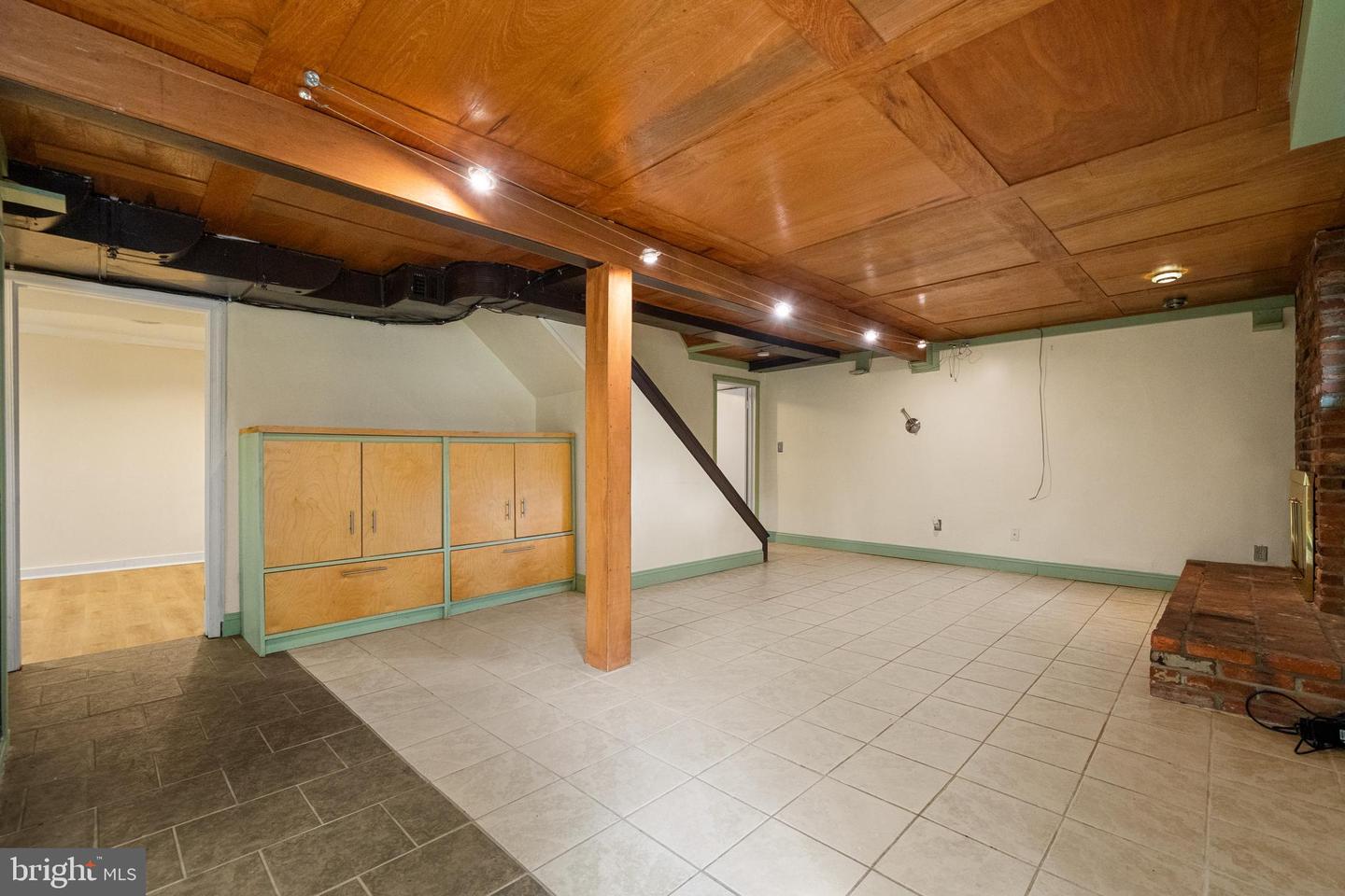 5604 EDGEMONT DR, ALEXANDRIA, Virginia 22310, 3 Bedrooms Bedrooms, ,2 BathroomsBathrooms,Residential,For sale,5604 EDGEMONT DR,VAFX2242646 MLS # VAFX2242646