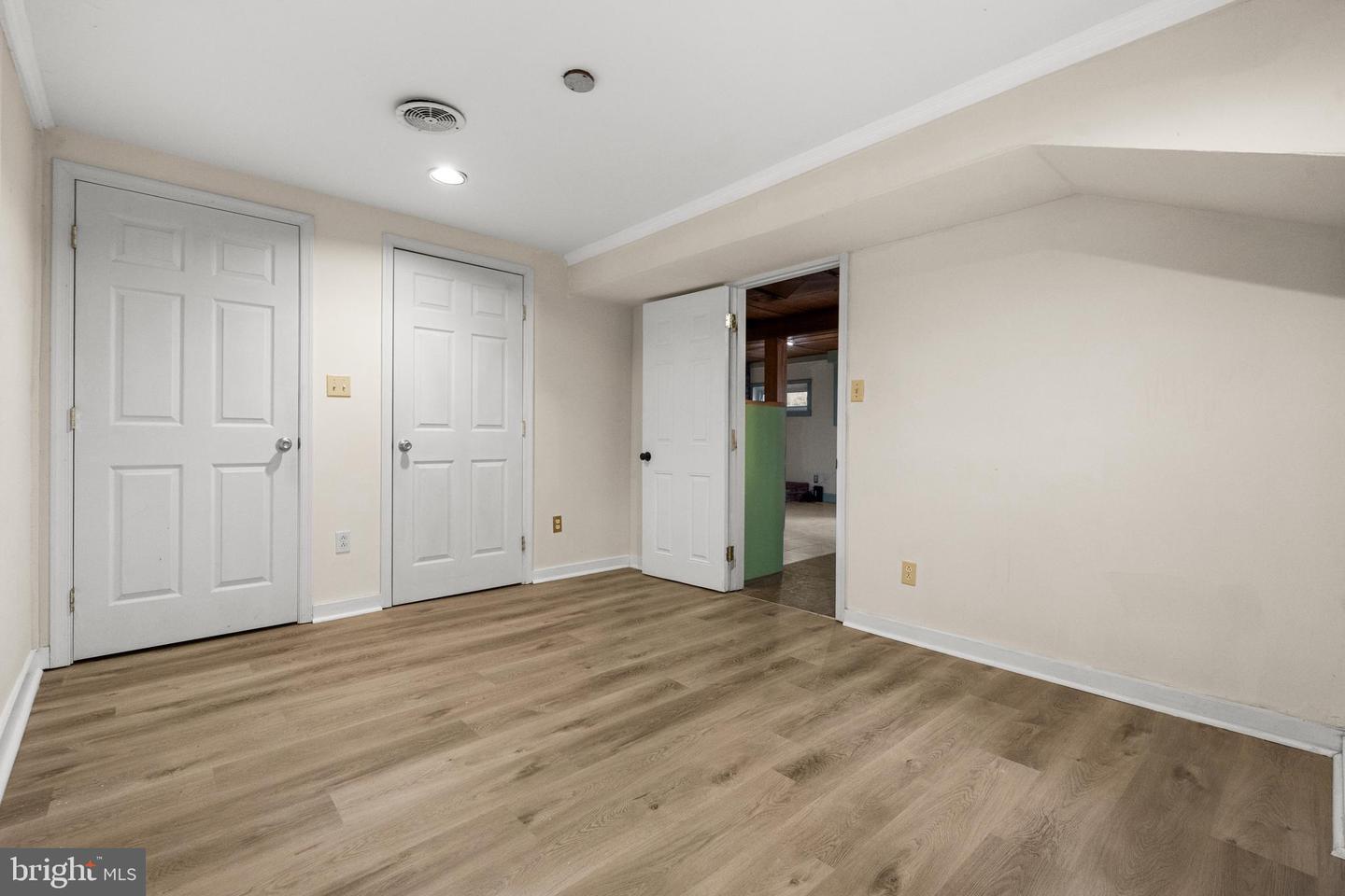 5604 EDGEMONT DR, ALEXANDRIA, Virginia 22310, 3 Bedrooms Bedrooms, ,2 BathroomsBathrooms,Residential,For sale,5604 EDGEMONT DR,VAFX2242646 MLS # VAFX2242646