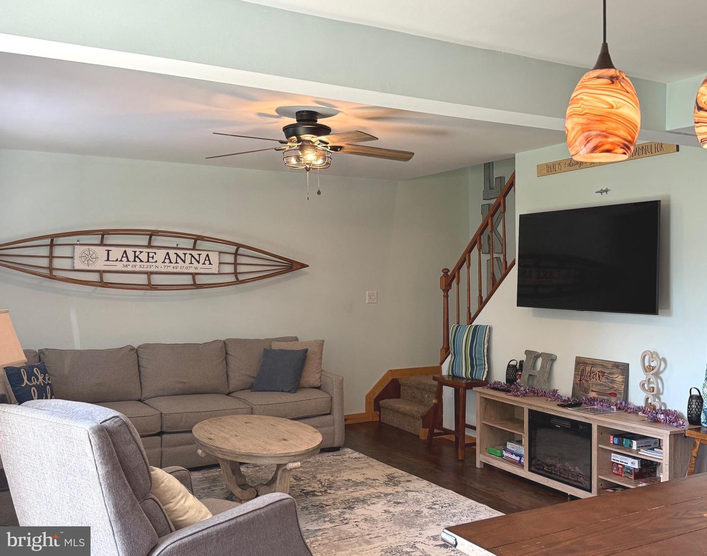 198 MILTONS LN, LOUISA, Virginia 23093, 3 Bedrooms Bedrooms, 6 Rooms Rooms,2 BathroomsBathrooms,Residential,For sale,198 MILTONS LN,VALA2007922 MLS # VALA2007922