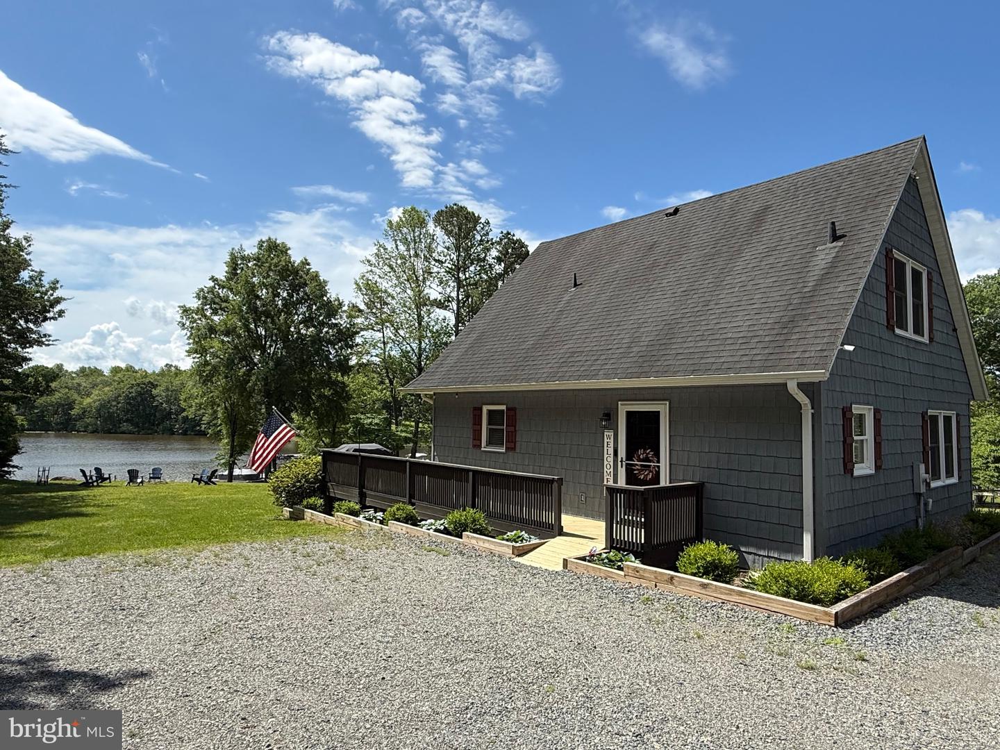 198 MILTONS LN, LOUISA, Virginia 23093, 3 Bedrooms Bedrooms, 6 Rooms Rooms,2 BathroomsBathrooms,Residential,For sale,198 MILTONS LN,VALA2007922 MLS # VALA2007922