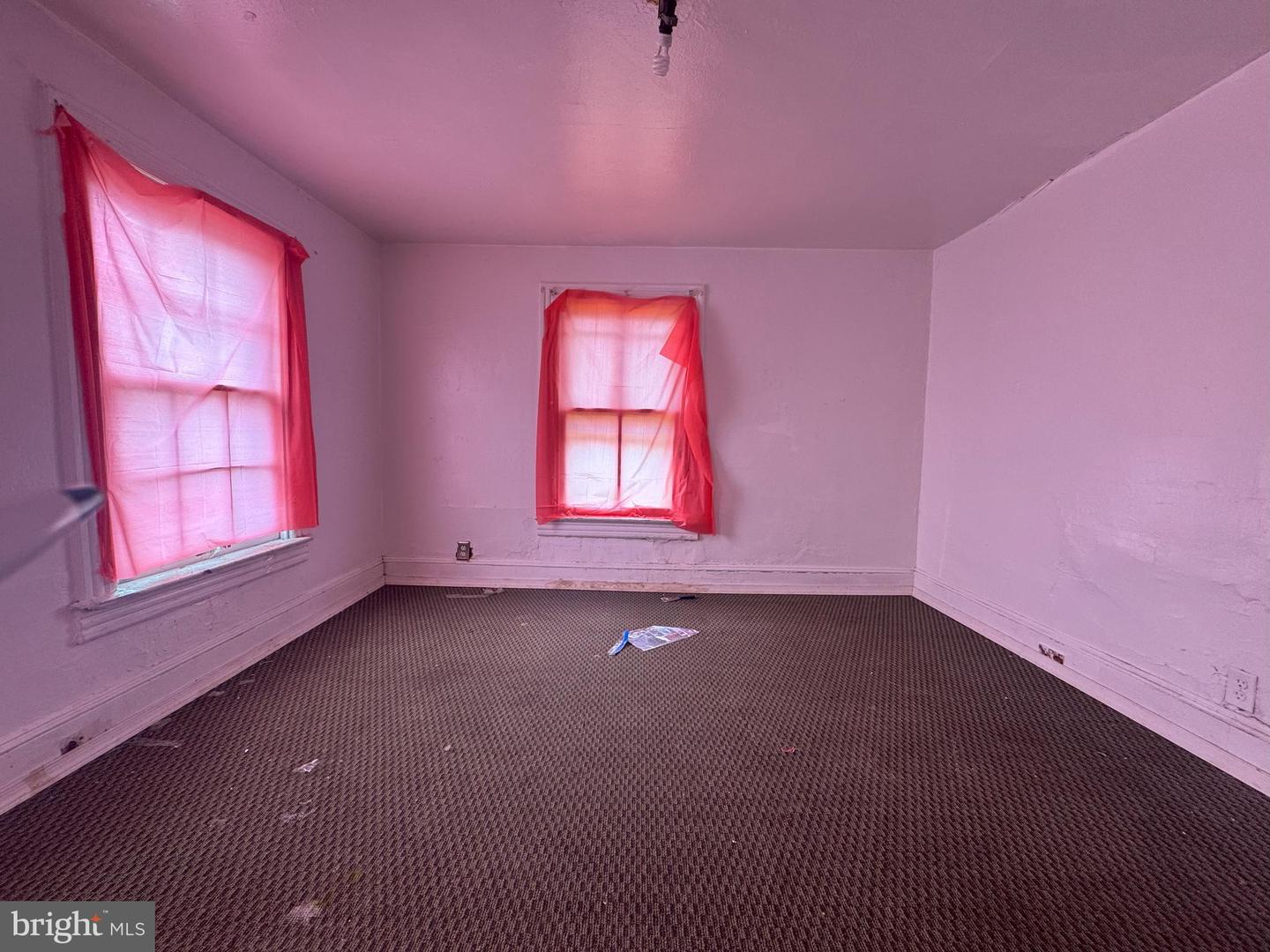 5008 22ND ST N, ARLINGTON, Virginia 22207, 2 Bedrooms Bedrooms, ,1 BathroomBathrooms,Residential,For sale,5008 22ND ST N,VAAR2058152 MLS # VAAR2058152
