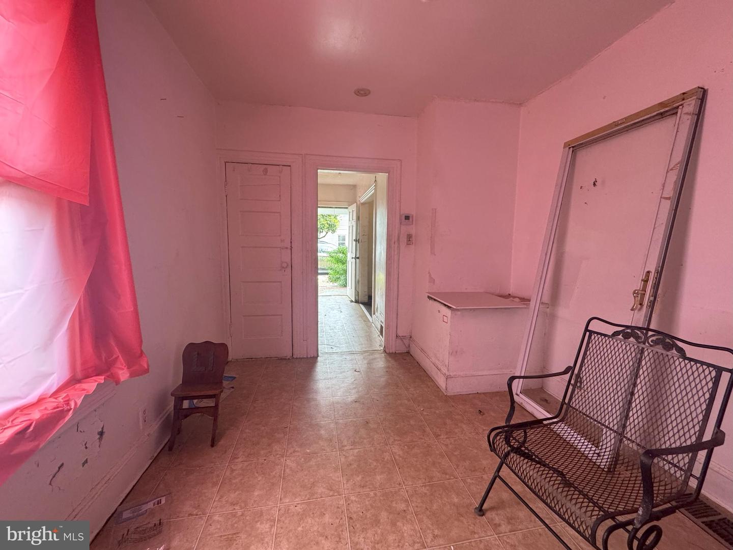 5008 22ND ST N, ARLINGTON, Virginia 22207, 2 Bedrooms Bedrooms, ,1 BathroomBathrooms,Residential,For sale,5008 22ND ST N,VAAR2058152 MLS # VAAR2058152