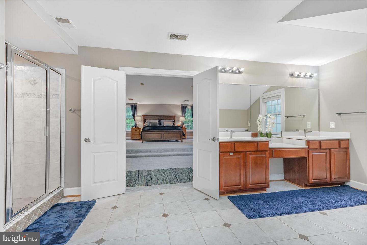 4904 CHARMED CT, WOODBRIDGE, Virginia 22192, 5 Bedrooms Bedrooms, 16 Rooms Rooms,4 BathroomsBathrooms,Residential,For sale,4904 CHARMED CT,VAPW2095612 MLS # VAPW2095612
