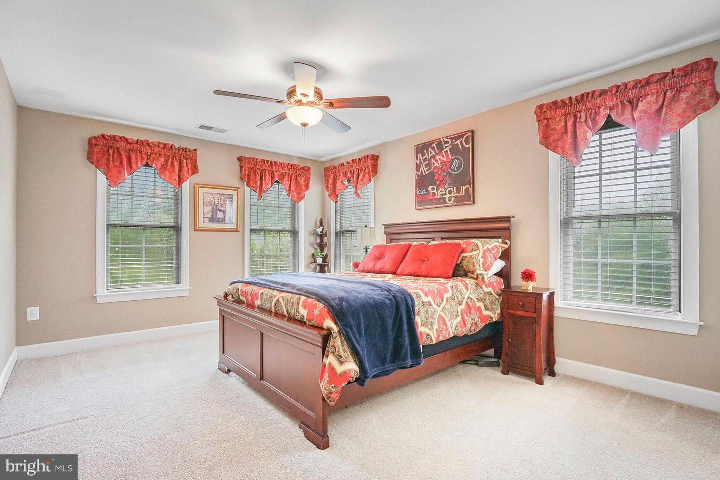 4904 CHARMED CT, WOODBRIDGE, Virginia 22192, 5 Bedrooms Bedrooms, 16 Rooms Rooms,4 BathroomsBathrooms,Residential,For sale,4904 CHARMED CT,VAPW2095612 MLS # VAPW2095612