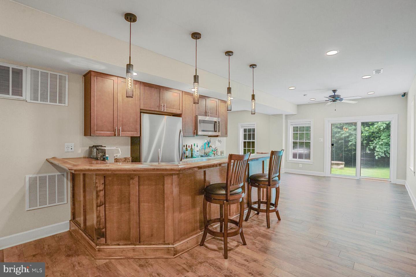 4904 CHARMED CT, WOODBRIDGE, Virginia 22192, 5 Bedrooms Bedrooms, 16 Rooms Rooms,4 BathroomsBathrooms,Residential,For sale,4904 CHARMED CT,VAPW2095612 MLS # VAPW2095612