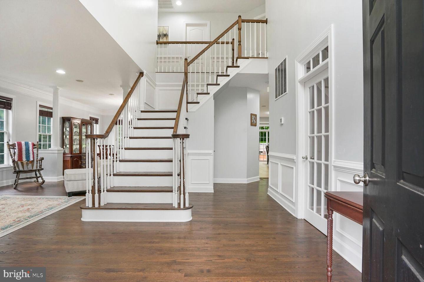 4904 CHARMED CT, WOODBRIDGE, Virginia 22192, 5 Bedrooms Bedrooms, 16 Rooms Rooms,4 BathroomsBathrooms,Residential,For sale,4904 CHARMED CT,VAPW2095612 MLS # VAPW2095612