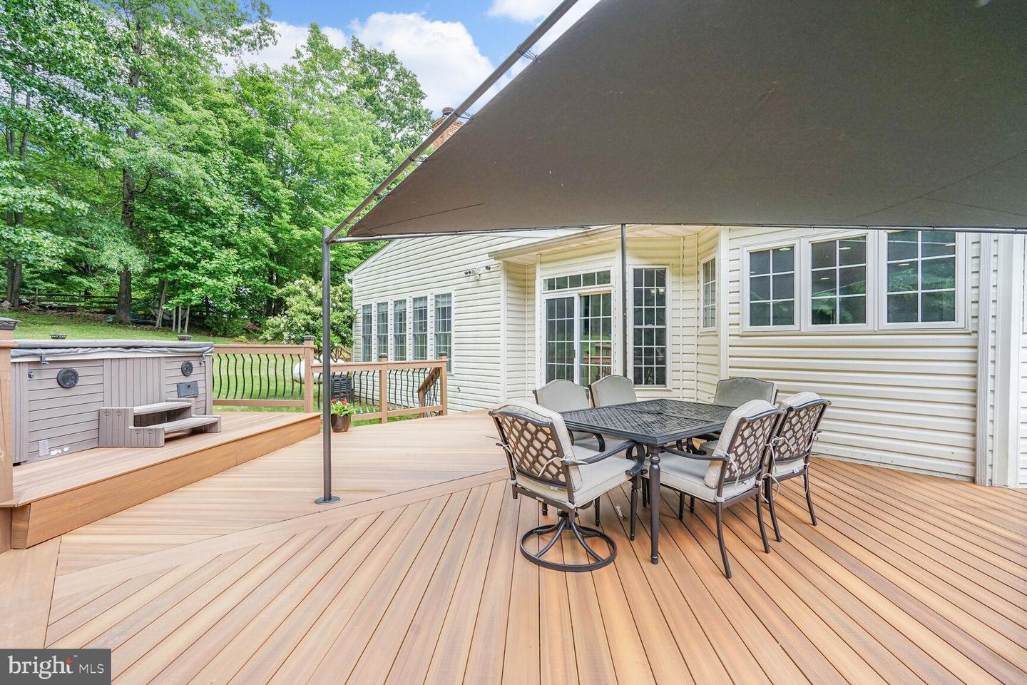 4904 CHARMED CT, WOODBRIDGE, Virginia 22192, 5 Bedrooms Bedrooms, 16 Rooms Rooms,4 BathroomsBathrooms,Residential,For sale,4904 CHARMED CT,VAPW2095612 MLS # VAPW2095612