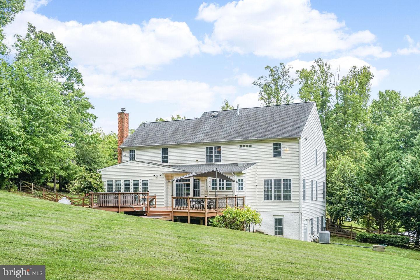 4904 CHARMED CT, WOODBRIDGE, Virginia 22192, 5 Bedrooms Bedrooms, 16 Rooms Rooms,4 BathroomsBathrooms,Residential,For sale,4904 CHARMED CT,VAPW2095612 MLS # VAPW2095612